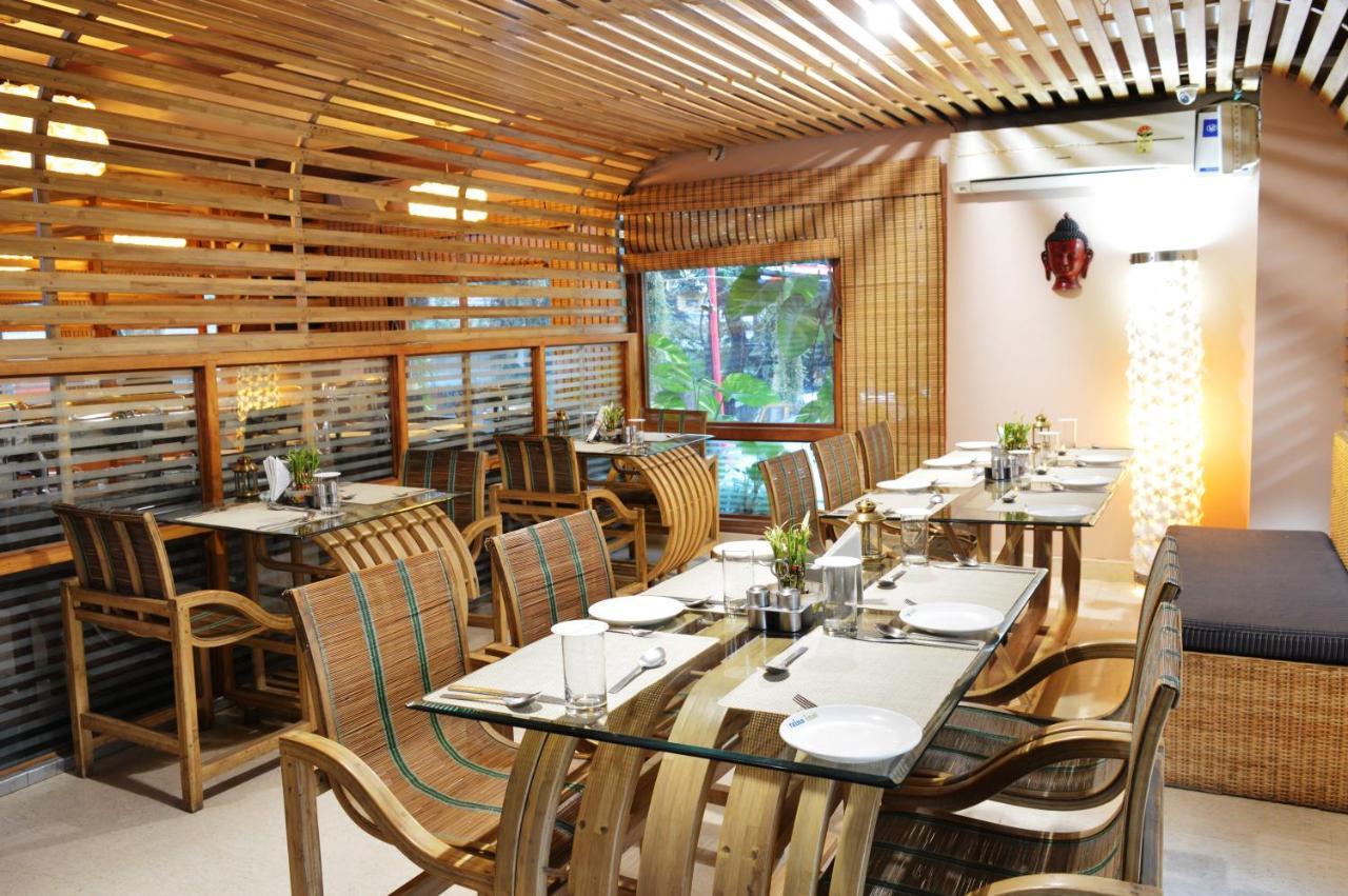 Hotel Rains Inn Гувахати Экстерьер фото